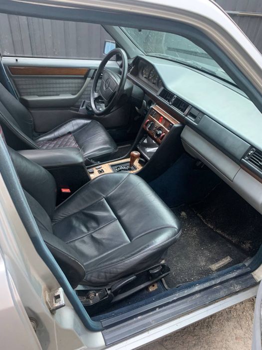 Mercedes E-Class w124