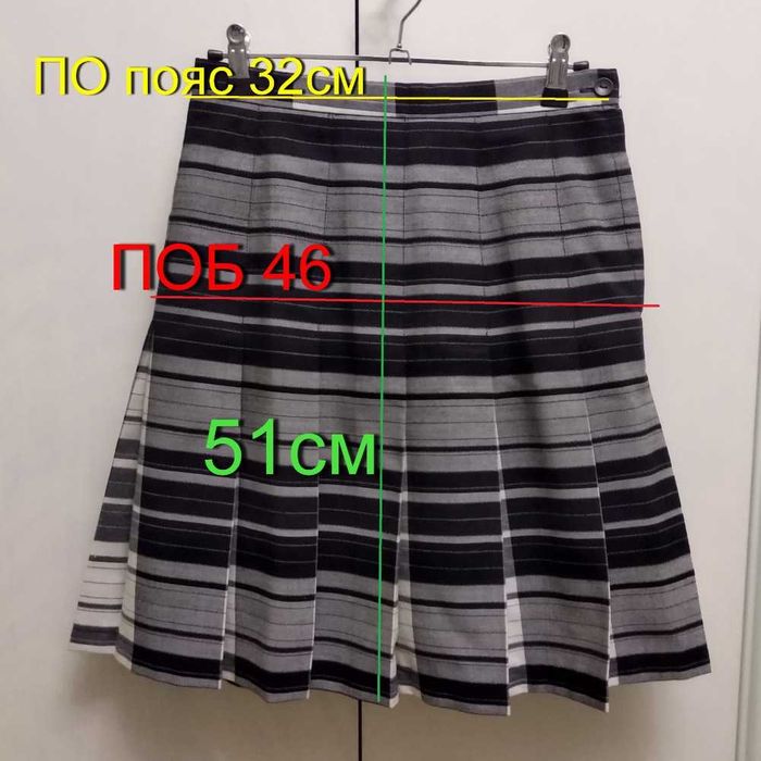 Женская юбка серая с черным в полоску юбка в складки с шерстью 45% XS