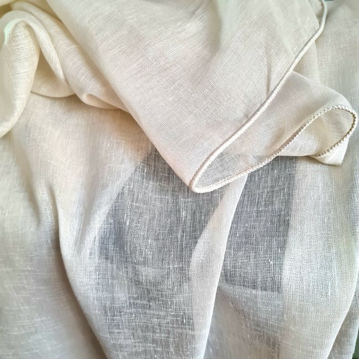 Firana ecru z połyskiem alla len