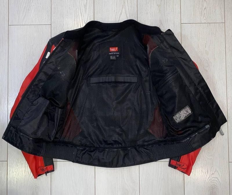 чоловіча шкіряна мото куртка Berik
size M-L
