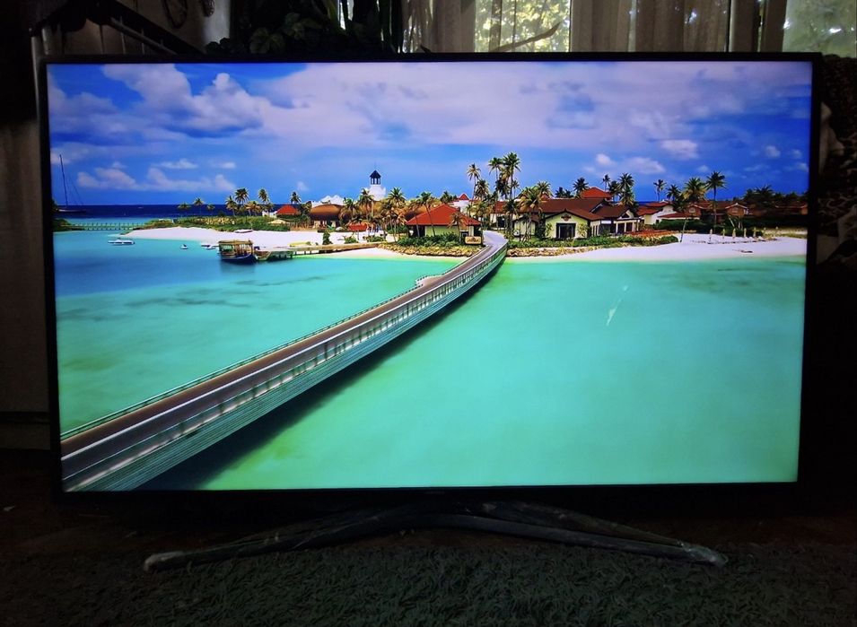 Samsung 55” 4K smart wifi dvbt 2 hevc uhd telewizor led tv