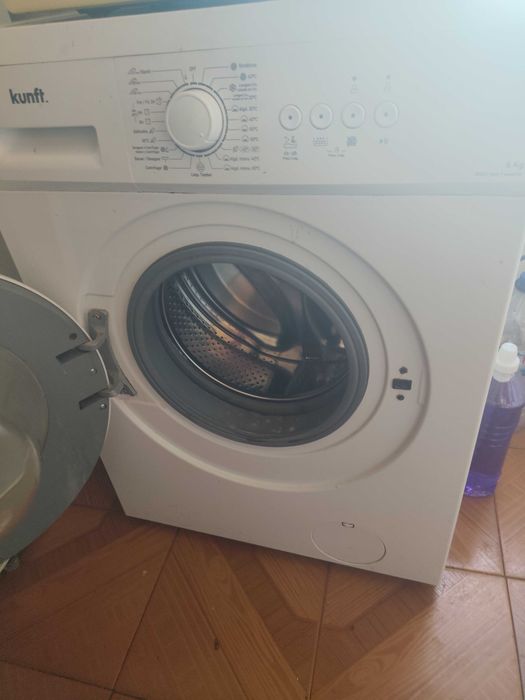 Máquina de lavar como nova