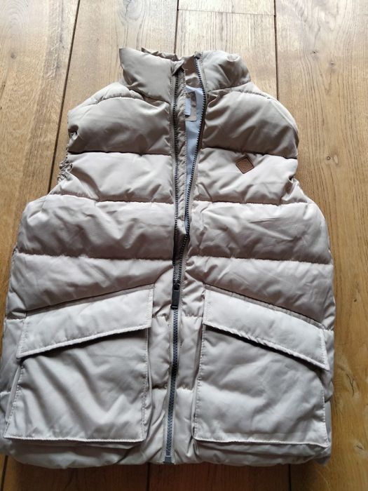 Beżowa pikowana kamizelka