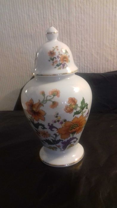 Pote de porcelana 28x13 não mando á cobrança