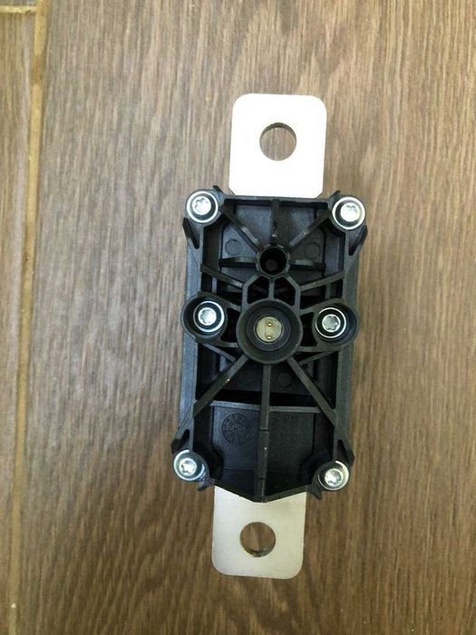 ОРИГИНАЛ! Пиропатрон основної батареї Tesla Model 3/Y 1064689-00-J