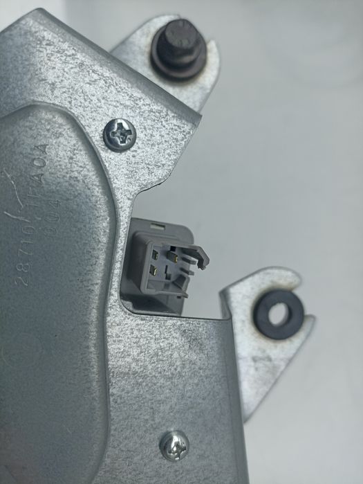 Motor limpa vidros trás NISSAN Leaf EV (ZE0)