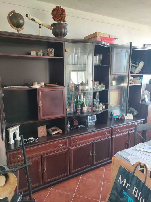 Móvel clássico de sala
