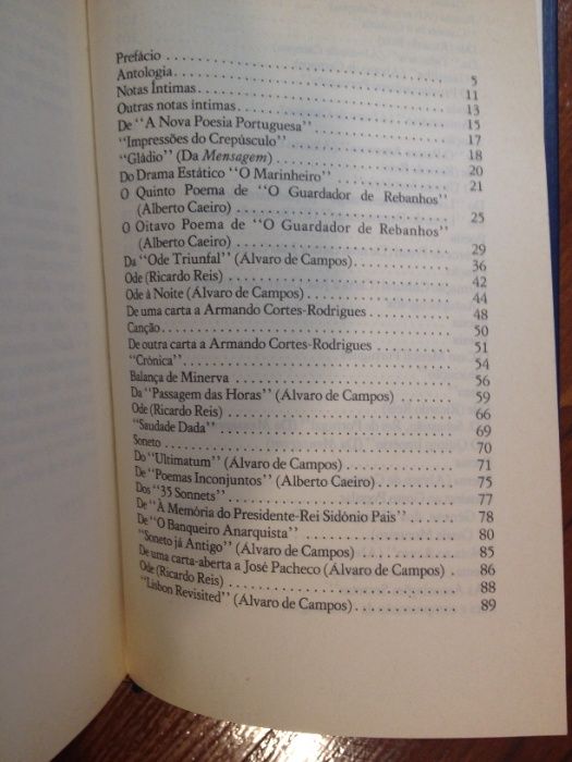 Fernando Pessoa - O rosto e as máscaras