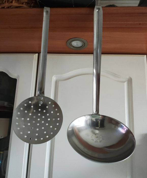 Черпак великий половник ополоник шумовка