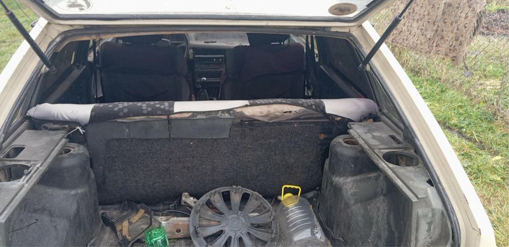 Легкова машина Ваз 2109