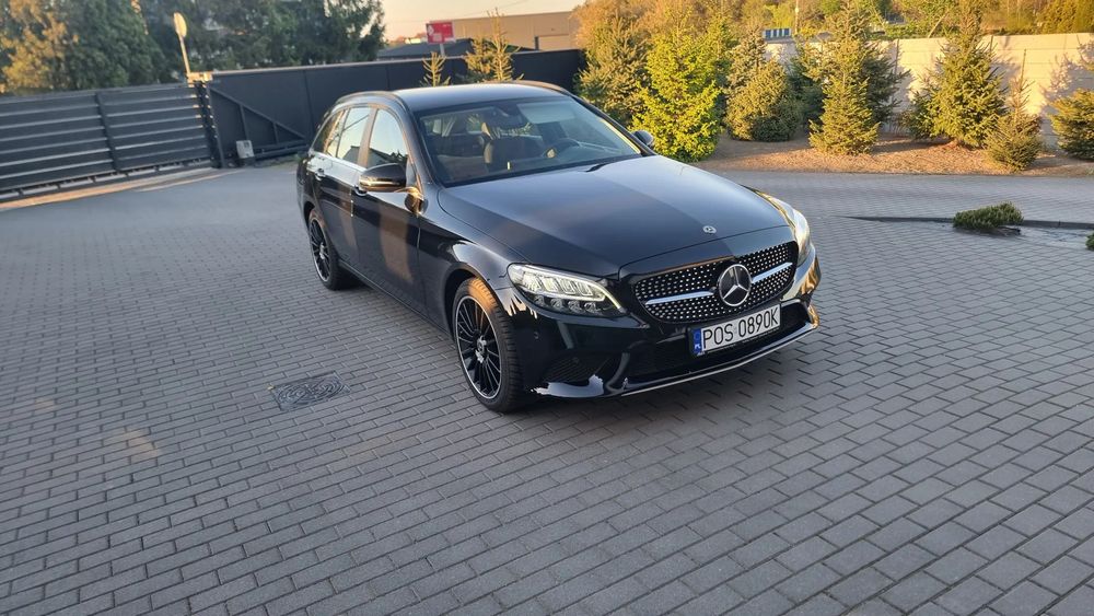 Mercedes-Benz Klasa C W205 combi 220d 9g-tronic