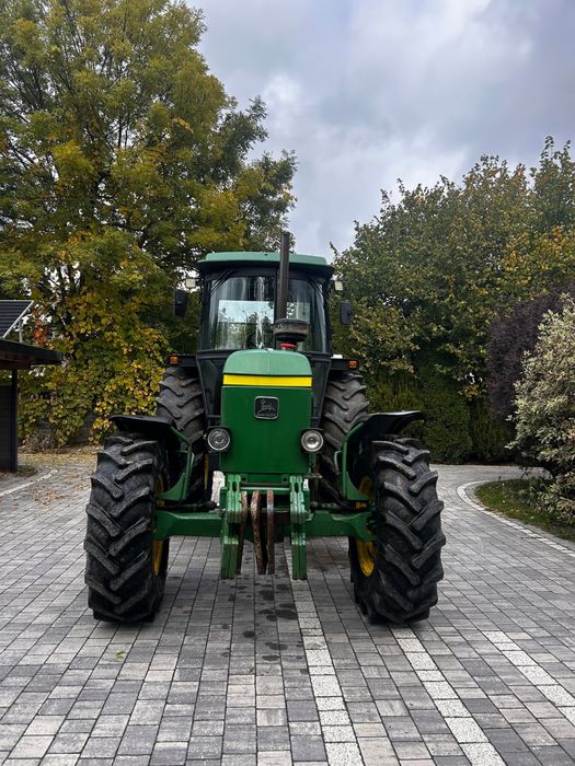John Deere 3050