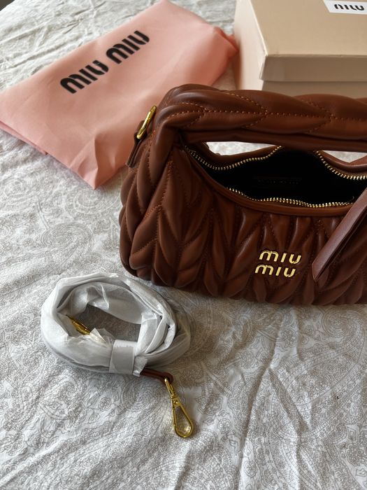 Mala Imitação Miu Miu