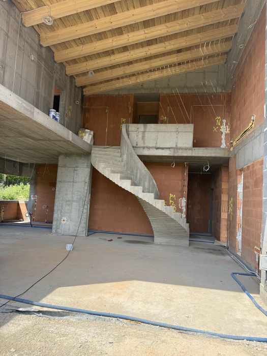 Budowa, wykonanie stanu surowego domów