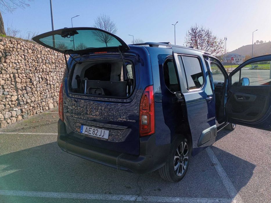 Citroen Berlingo adaptada transporte cadeira de rodas
