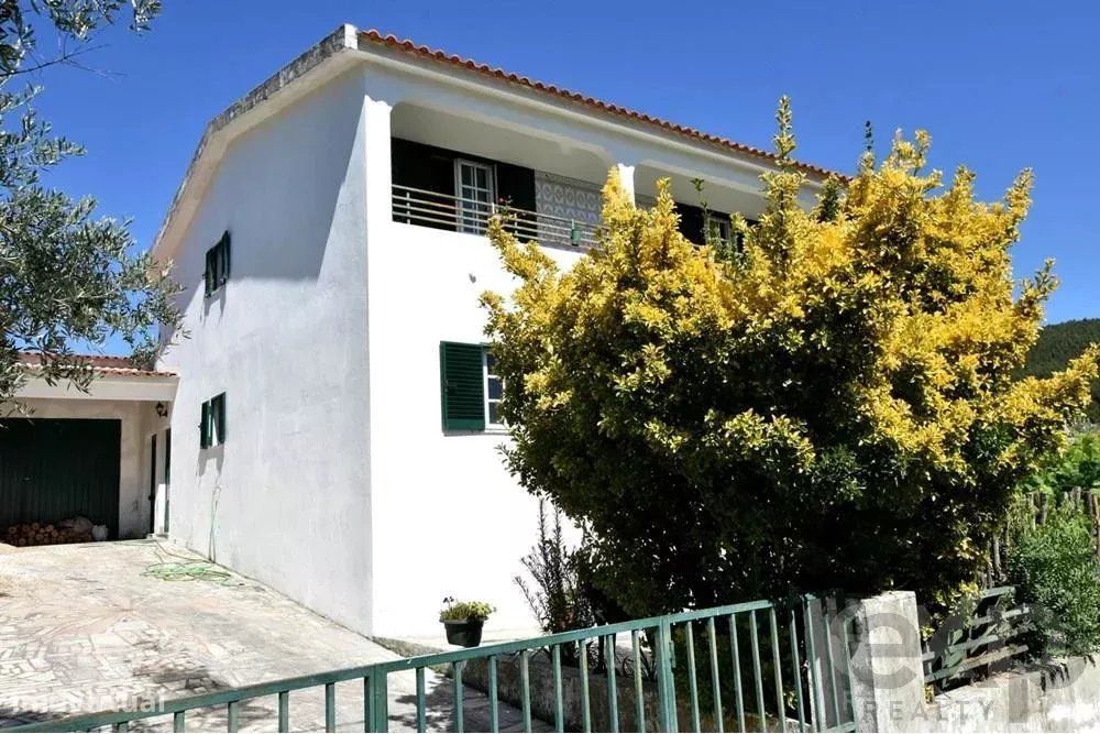 Fantástica moradia isolada com 5 quartos para venda no centro de Portu