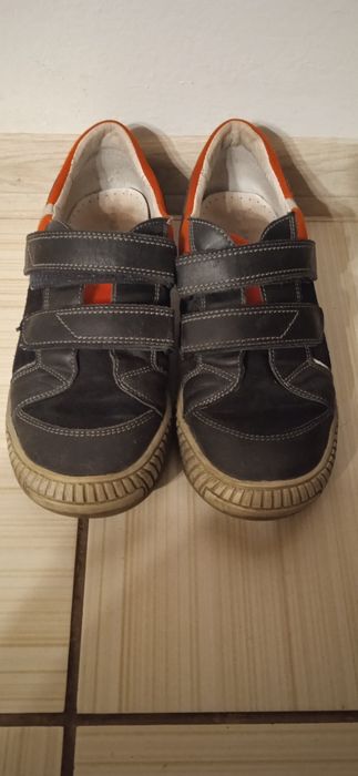 Buty Bartek 37 (24cm) na wiosnę stan bdb