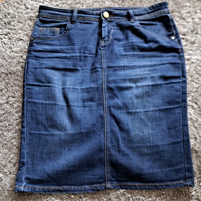 Sprzedam spódnica jeans r. 42