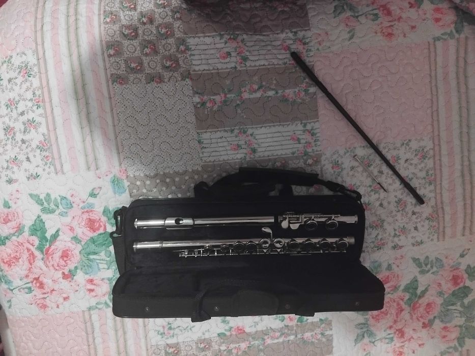 Vendo  flauta transversal Muslady
