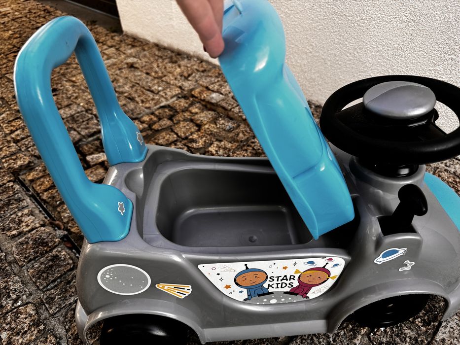 Carrinho andarilho - carro de corrida