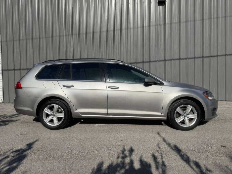 Volkswagen Golf SportWagen SE      2015