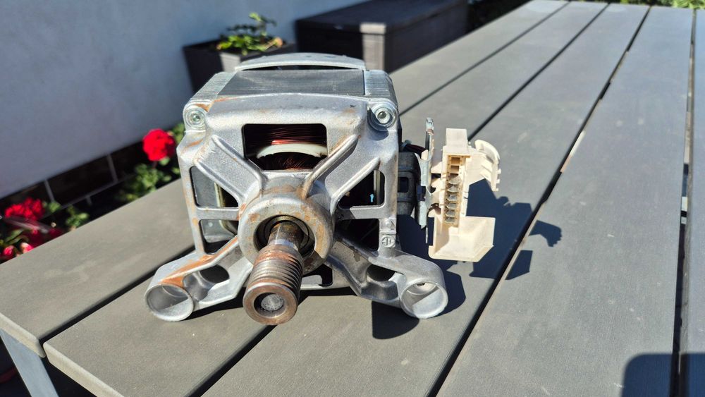 Silnik pralki AEG Elektrolux