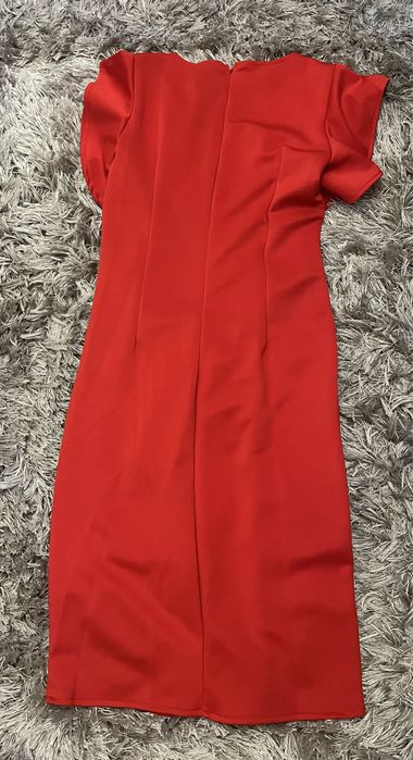 Czerwona sukienka