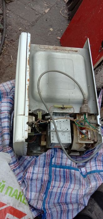 Бесплатно освождаю вашу квартиру или дом от ненужных вам вещец