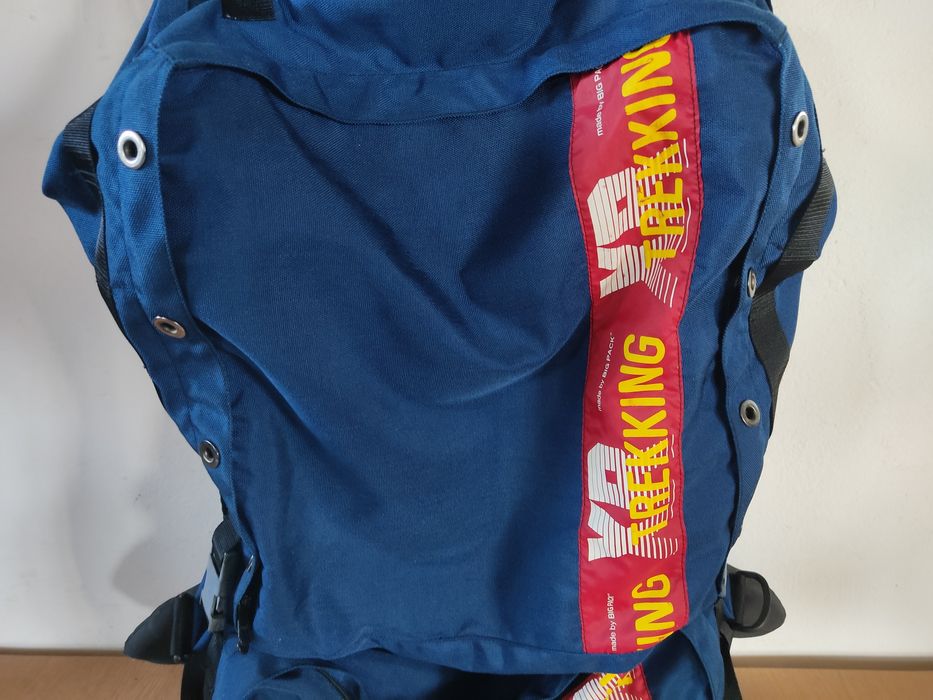 Placek trekinngowy Turystyczny na stelażu kółka Big Pack XR