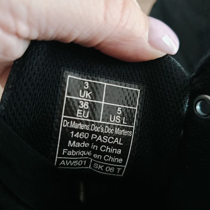 Botki dr Martens 36 czarne brokat