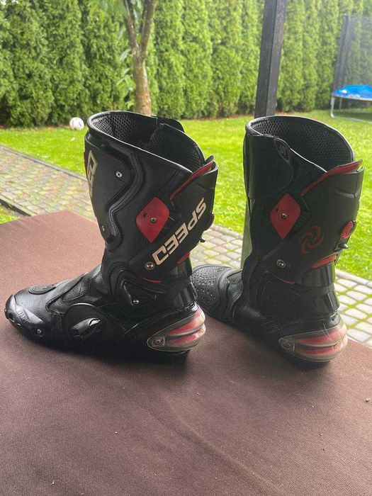 Мотоботи Vanucci RST Urban FLM FOX Icon Боти Dainese Buse polo Sidi