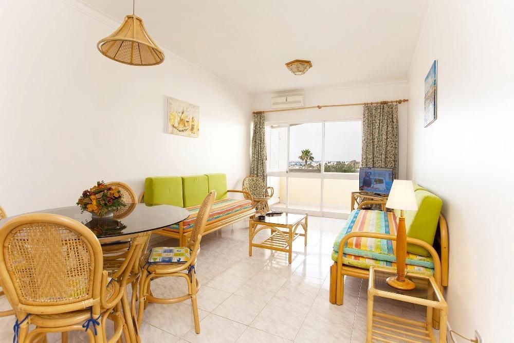 Apartamento T1 em Cond C/Piscina – A 150m da Praia da Galé, Albufeira