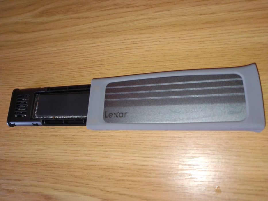 Корпус Lexar e300