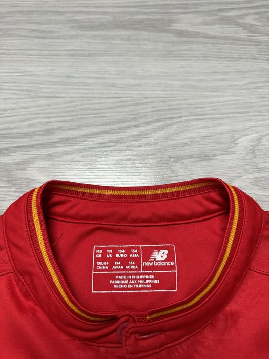 Komplet New Balance Liverpool koszulka bluzka spodnie krótkie spodenki