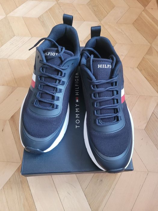 Buty Tommy Hilfiger 43 nowe
