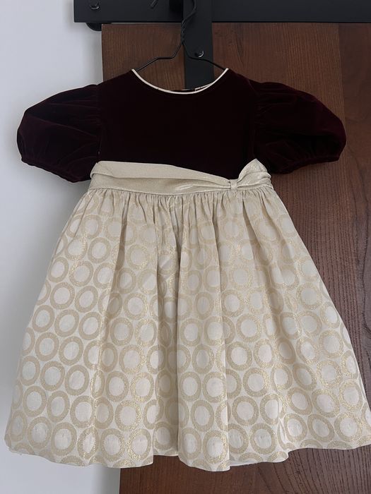 Дуже гарне плаття 24 м, 2 р