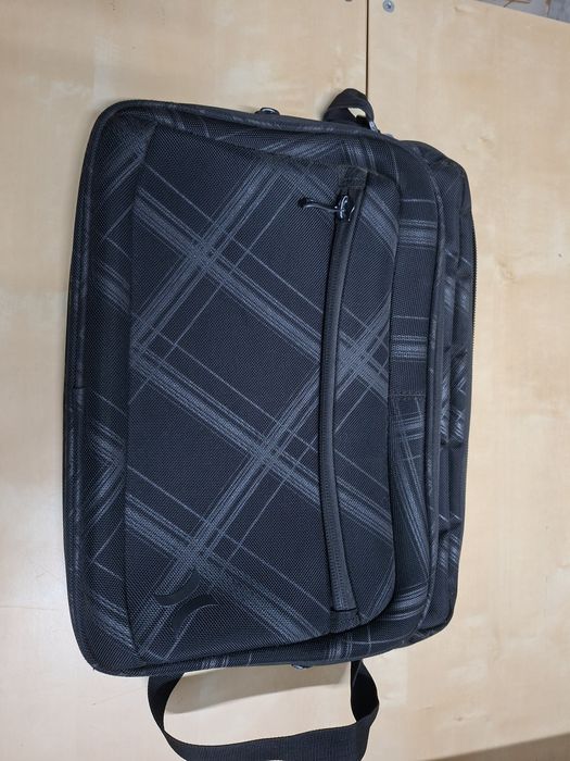Mochila Hurley com saco de Pc incluído