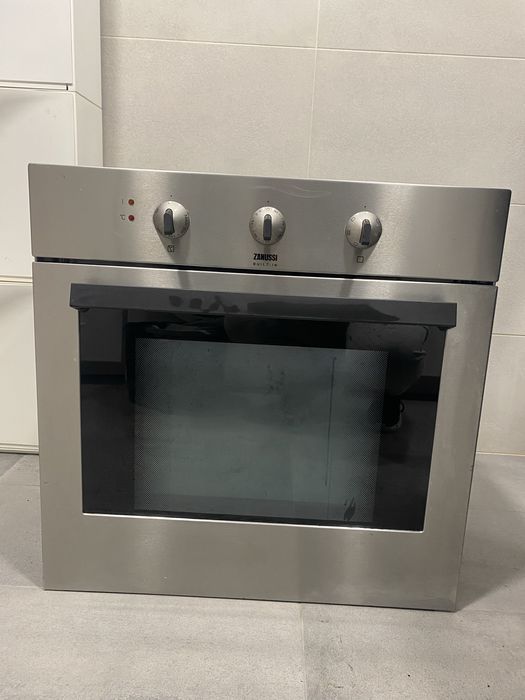 Forno eletrico encastrado, Zanussi, ZOB 651X