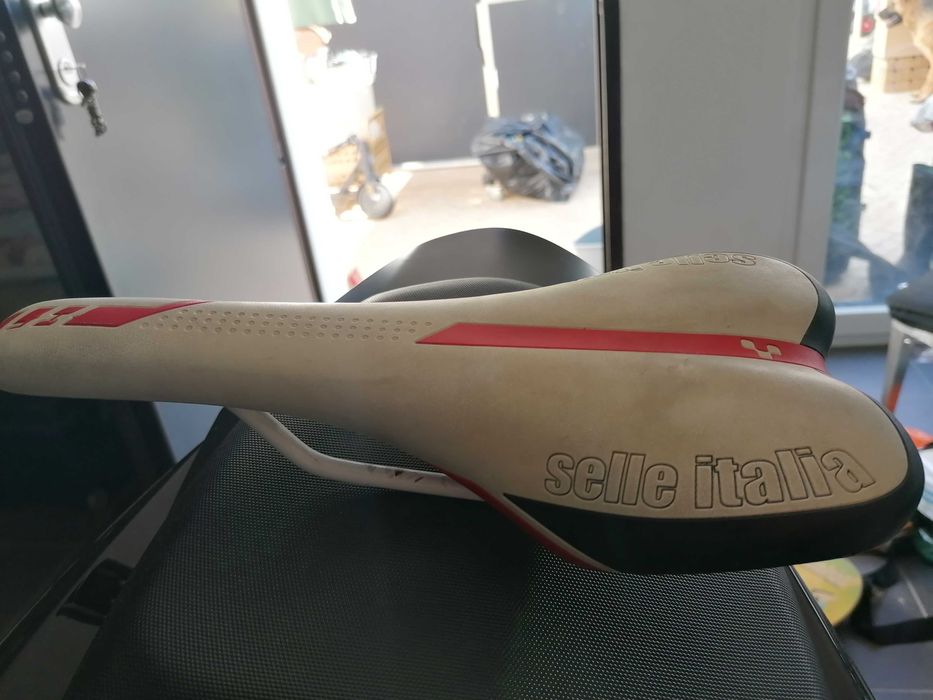 Vendo selins de estrada/btt como novos