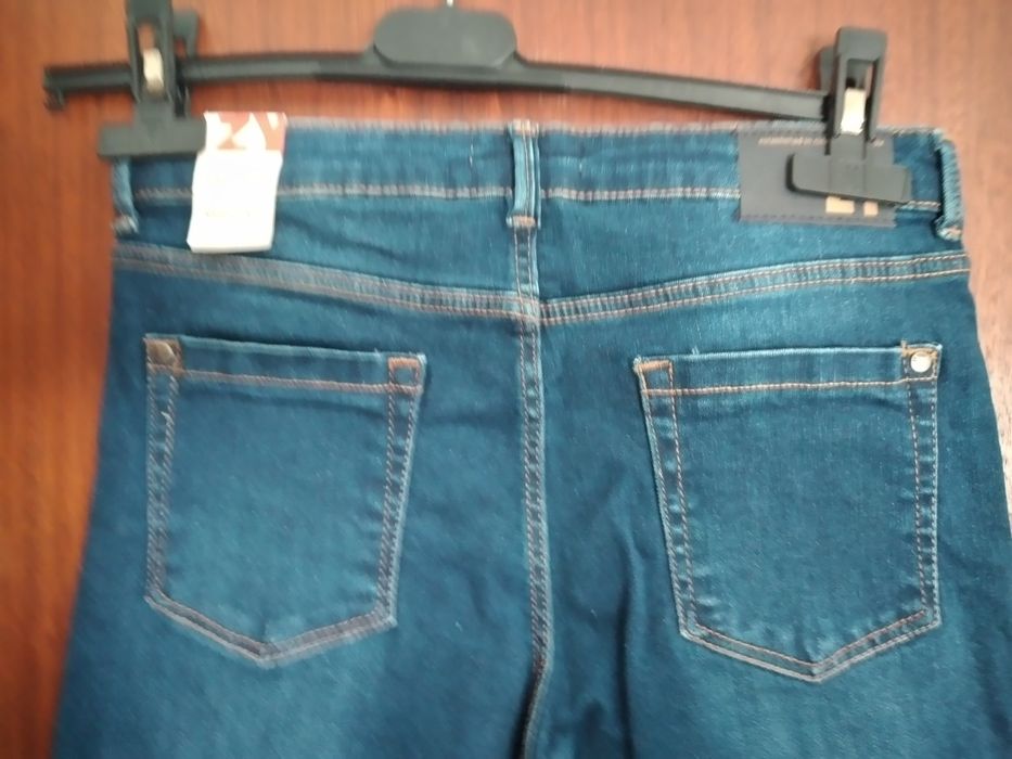 Calças de ganga Zippy novas