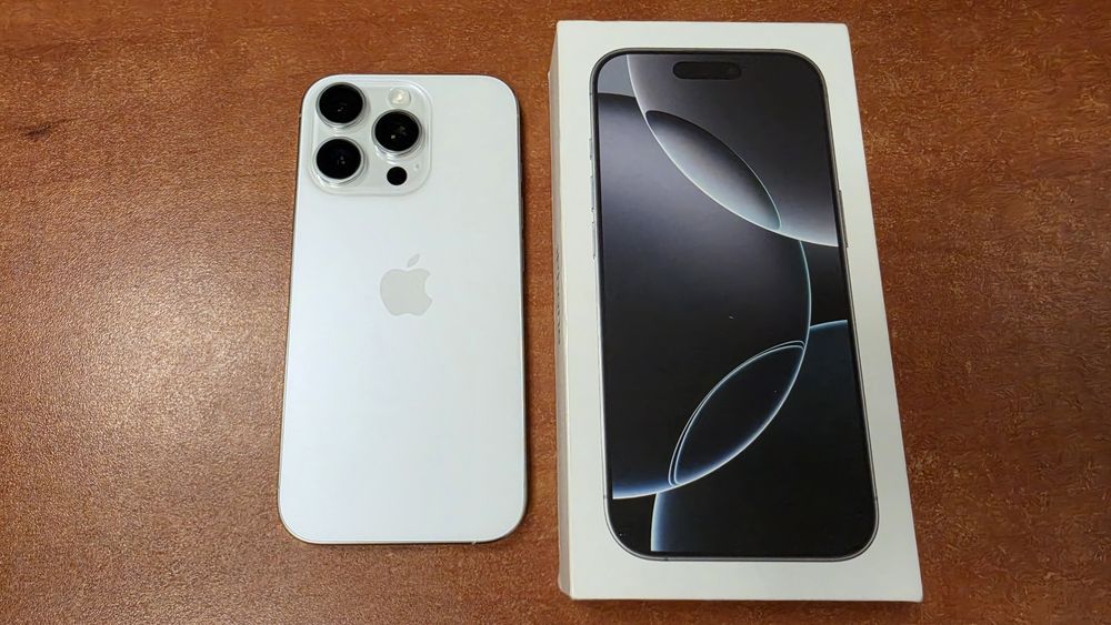 iPhone 16 Pro 256GB biały, stan bdb