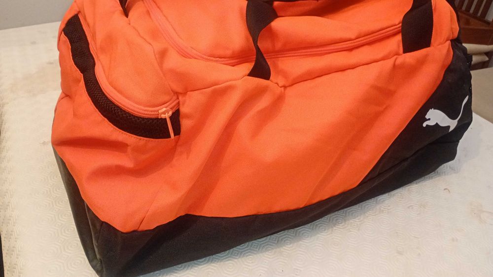 Saco desportivo Puma Novo