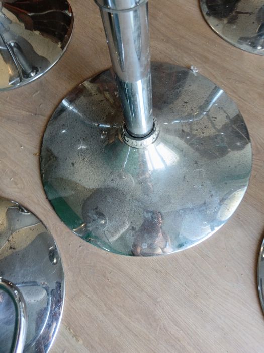 Conjunto de mesa e cadeiras bar