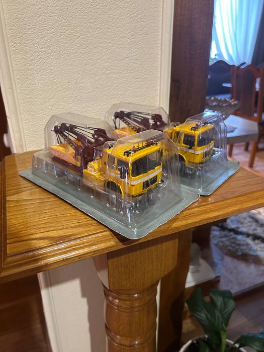 Машинки для колекції