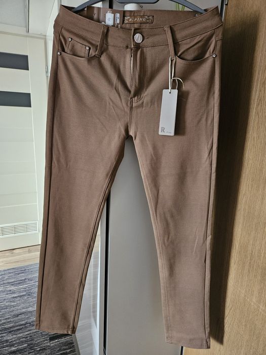 Spodnie kolor karmel uciągliwe