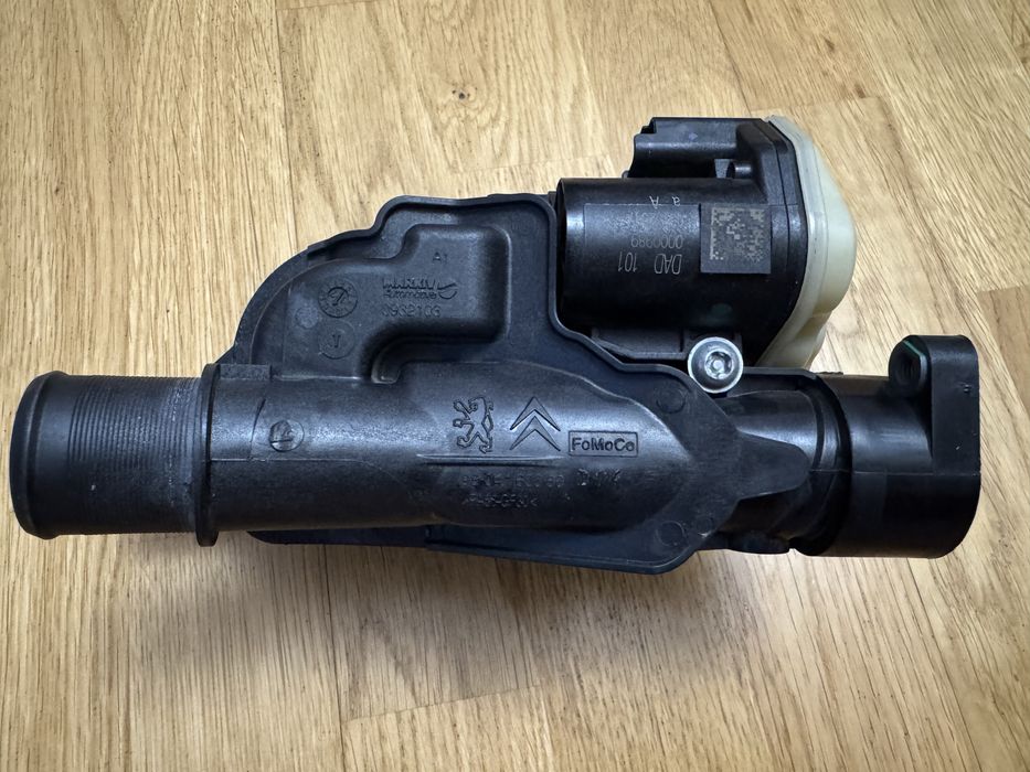 Продам термостат Ford, Peugeot, Citroen, оригінал.