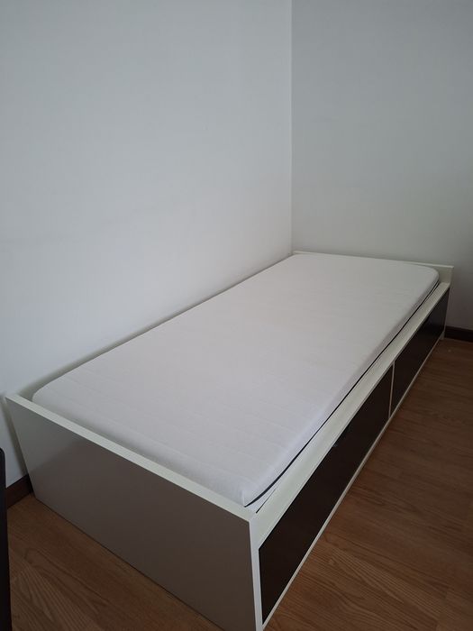 Cama IKEA individual