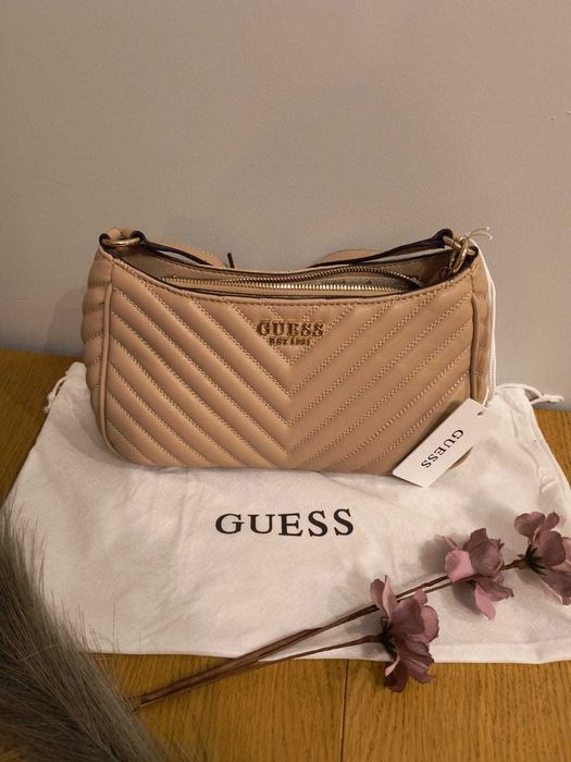 Torebka GUESS Elegancka Beż – Twoja za 239 PLN!