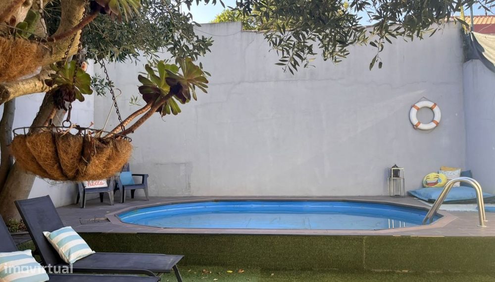 Venda de Moradia V3 térrea com piscina, Árvore, Vila do Conde