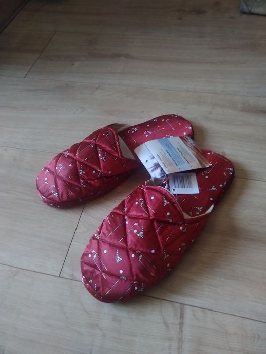 Pantofle damskie domowe R.41, nowe.